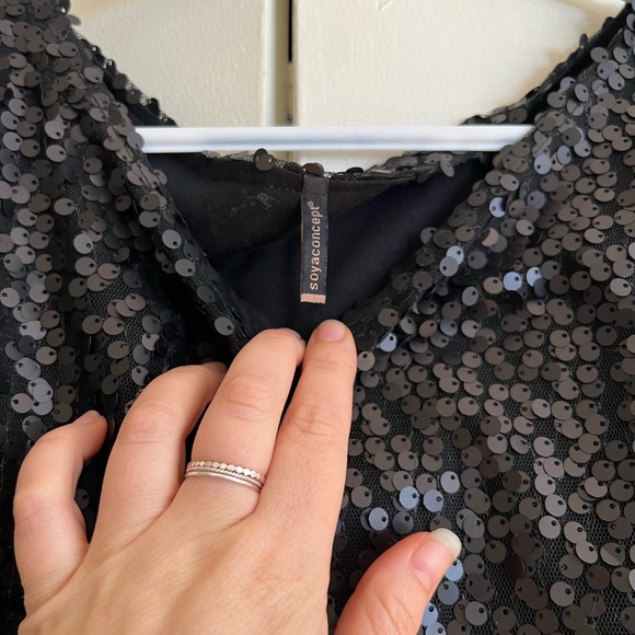 Soya concept black medium sequin dress - Picture 3 of 3